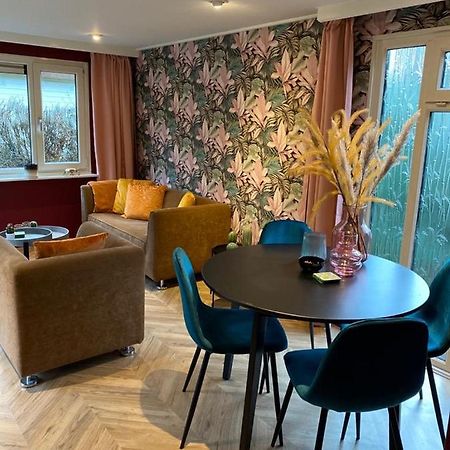 Hôtel Sfeervolle Chalet Op De Veluwe In Hoenderloo Extérieur photo