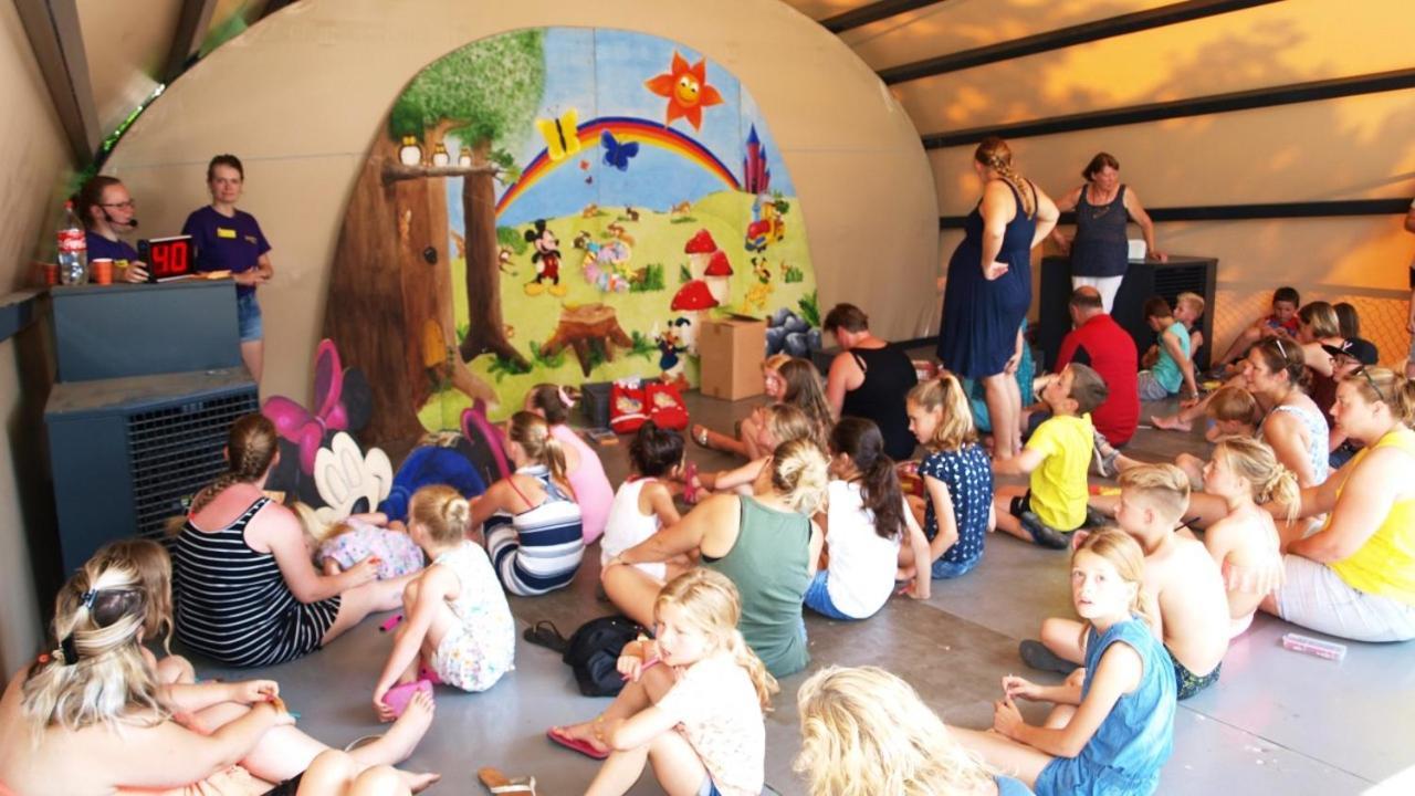 Hôtel Sfeervolle Chalet Op De Veluwe In Hoenderloo Extérieur photo